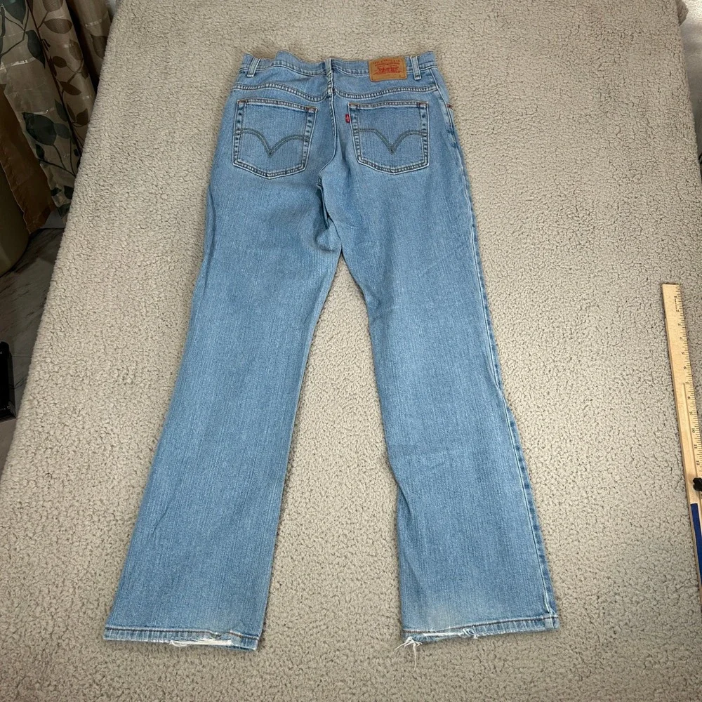 Levis Classic Relaxed Boot Cut Jeans‎ Y2K Light Wash Blue Size 10MIS L=M